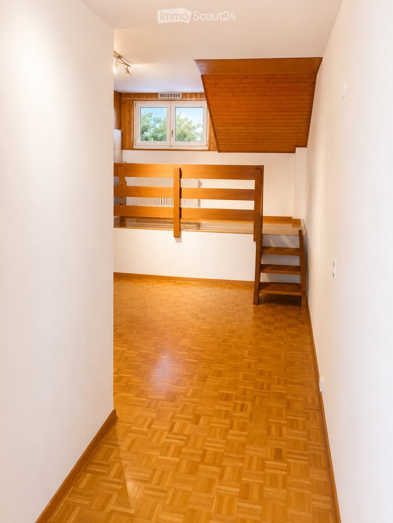 BRIGHT 1.5-ROOM APARTMENT NEAR CASTLE (2)