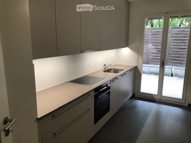 Casa familiare in duplex in un quartiere molto tranquillo (2)