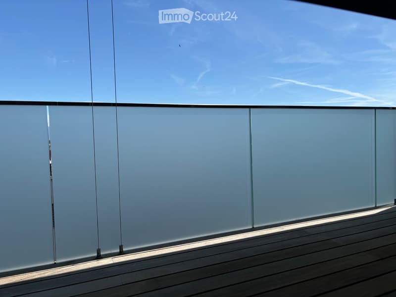 Grand 2 pièces luxe 45m2 à Nyon Fitness non stop inclus (5)