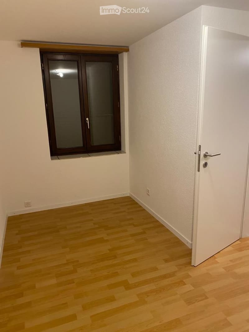 Wohnung 2 Zimmer mit Balkon (3)