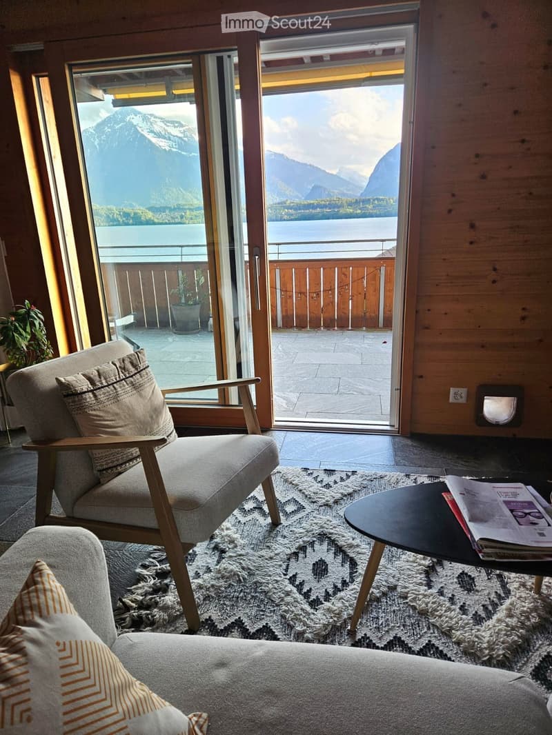 Traumhafte 3.5-Zimmer-Wohnung mit Seeblick in Oberhofen (1)