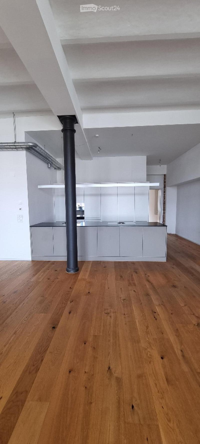 2-Zi-Loft - Wohnen mit Charakter in historischem Ambiente (2)