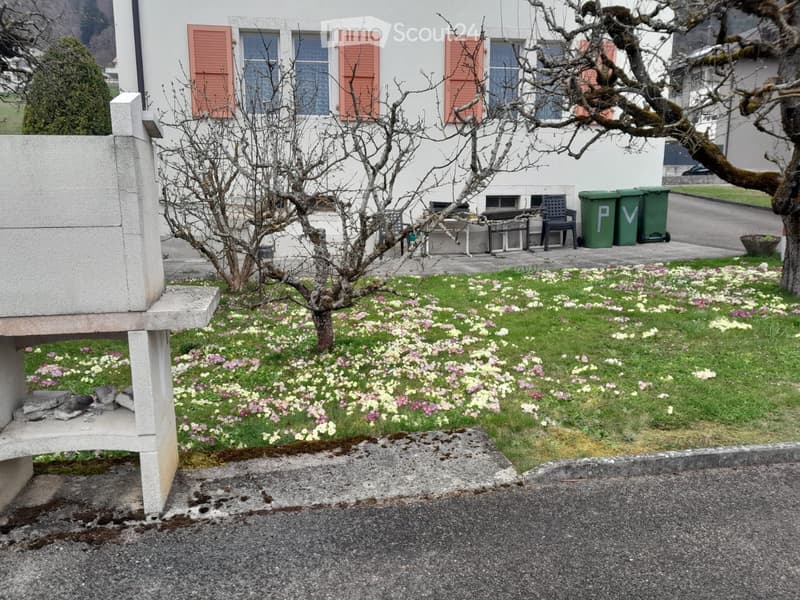 Helles 3-Zimmer-Wohnung mit Garage und großem Garten inklusive (5)