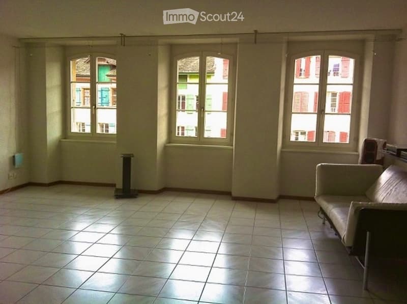 Incantevole duplex di 4.5 locali nella vecchia città di Landeron (4)