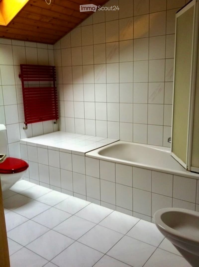 Incantevole duplex di 4.5 locali nella vecchia città di Landeron (5)