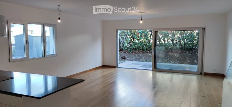 Villa 4,5 Zimmer mit 134m² und Garage (1)