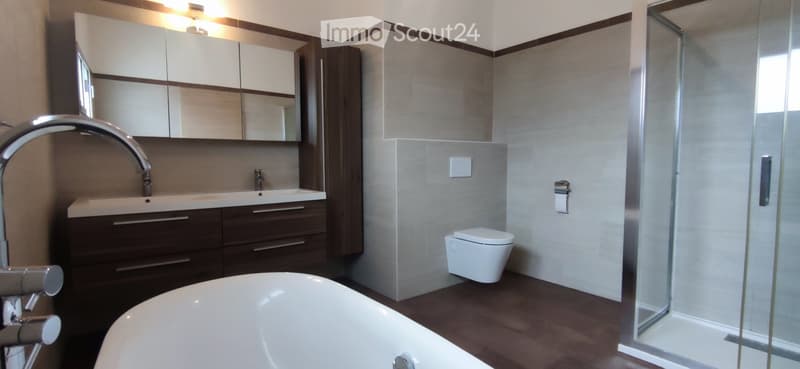 Villa 4,5 Zimmer mit 134m² und Garage (3)