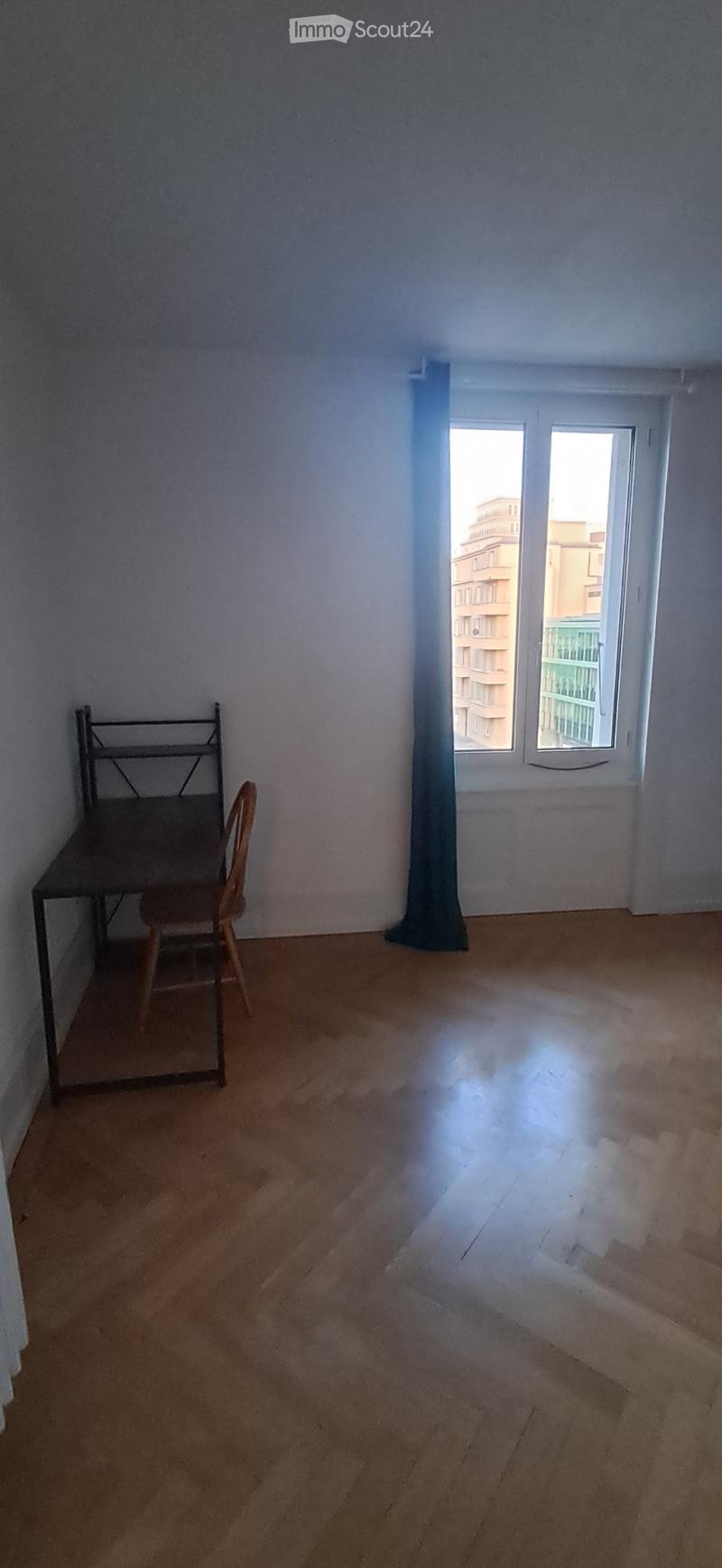 Chambre en sous-location avec balcon (3)