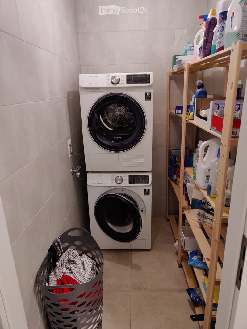 Casa condivisa - camera + ufficio con bagno privato (3)