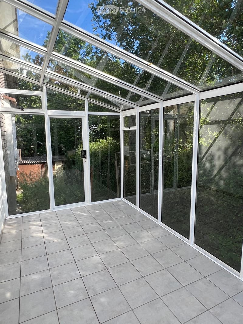 Helles Haus mit 2 Wohnungen (3)