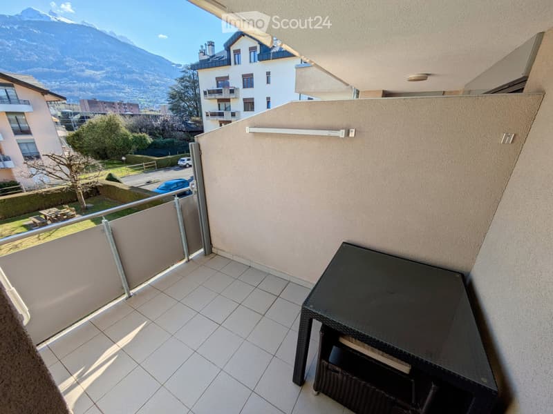 3,5 Zimmer von 82 m² mit großem Wohnbereich und Südbalkon (5)