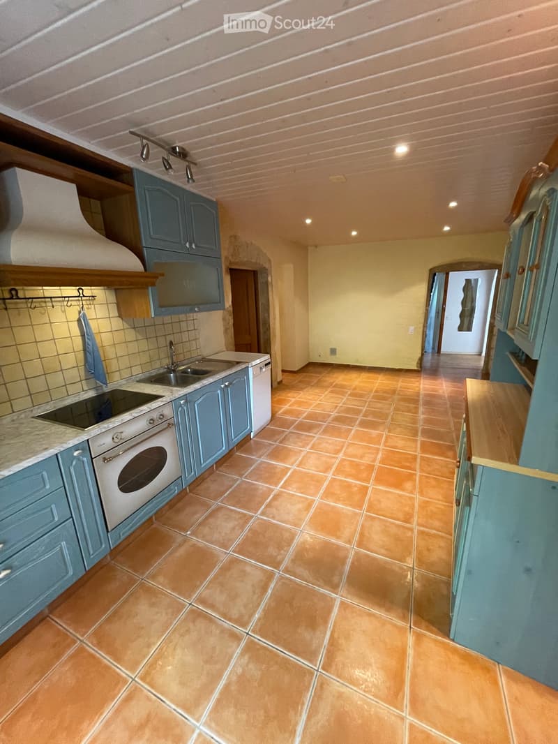 Appartement 1,5 pcs à louer dans maison villageoise (3)