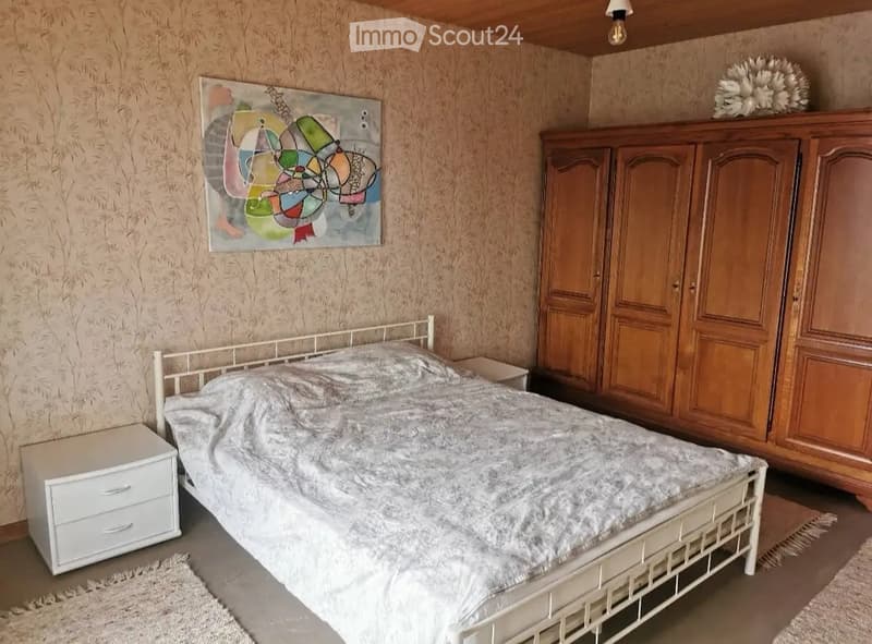 Room for rent ONLY FOR WOMAN (2)