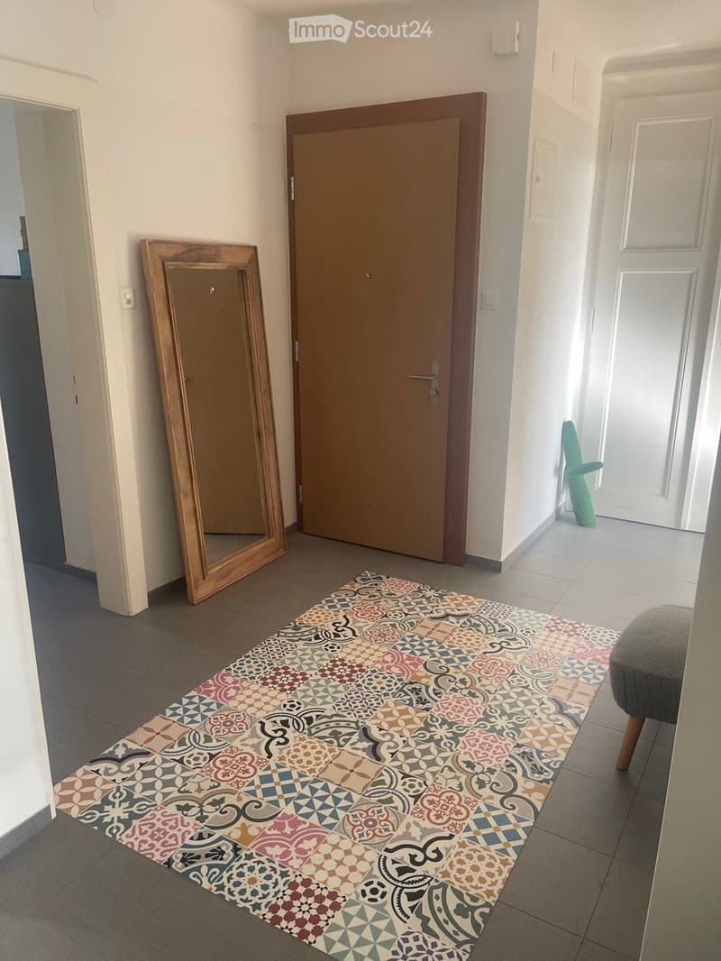 Room for rent (5)