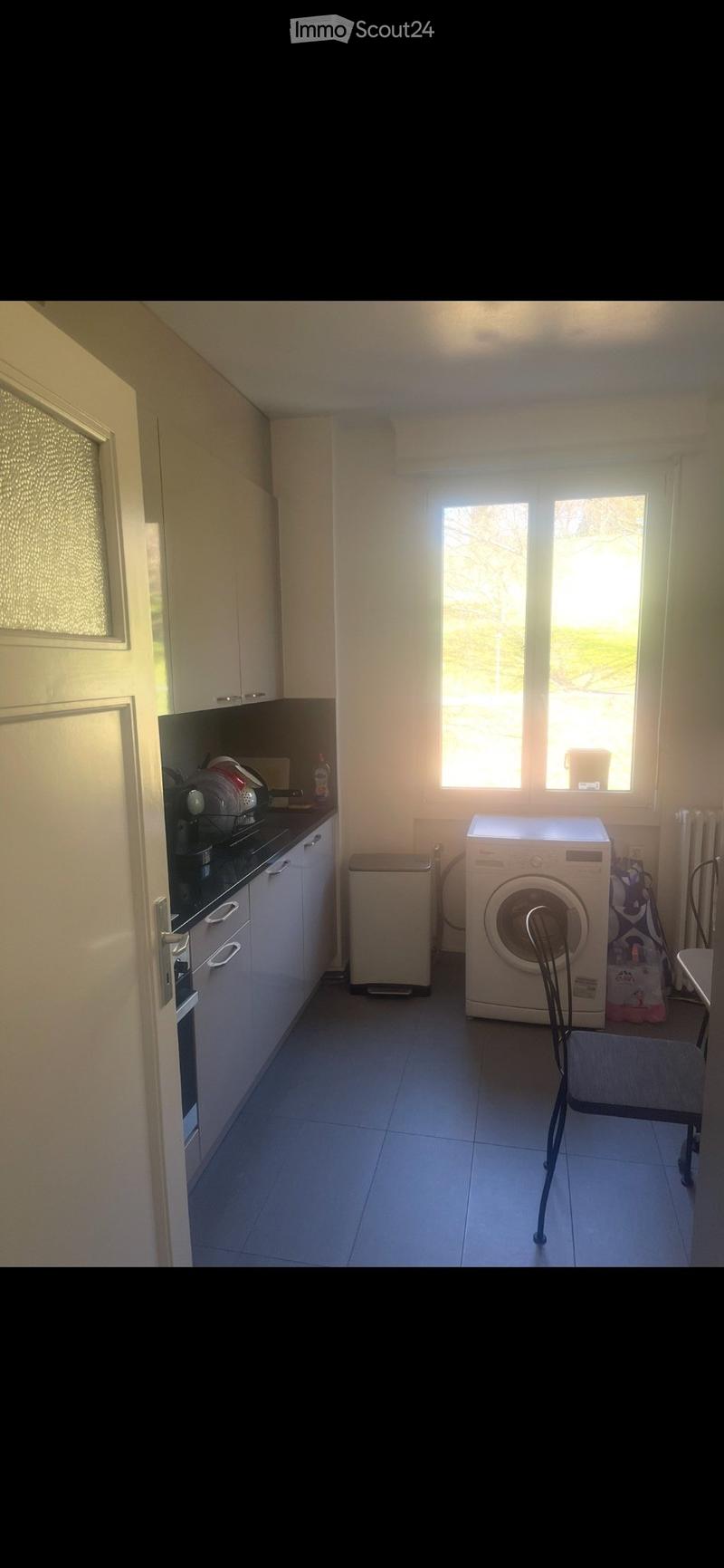 Room for rent (4)