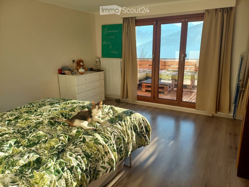 Übernahme eines 4.5-Zimmer-Mietvertrags in einem Chalet mit 2 Wohnungen! (3)