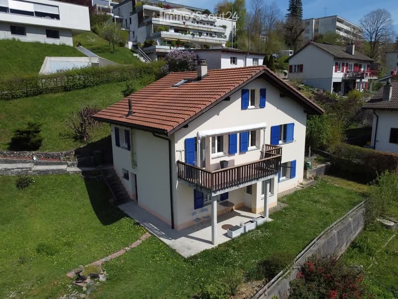 Zweizimmer-Wohnhaus zum Verkauf in Moutier (1)