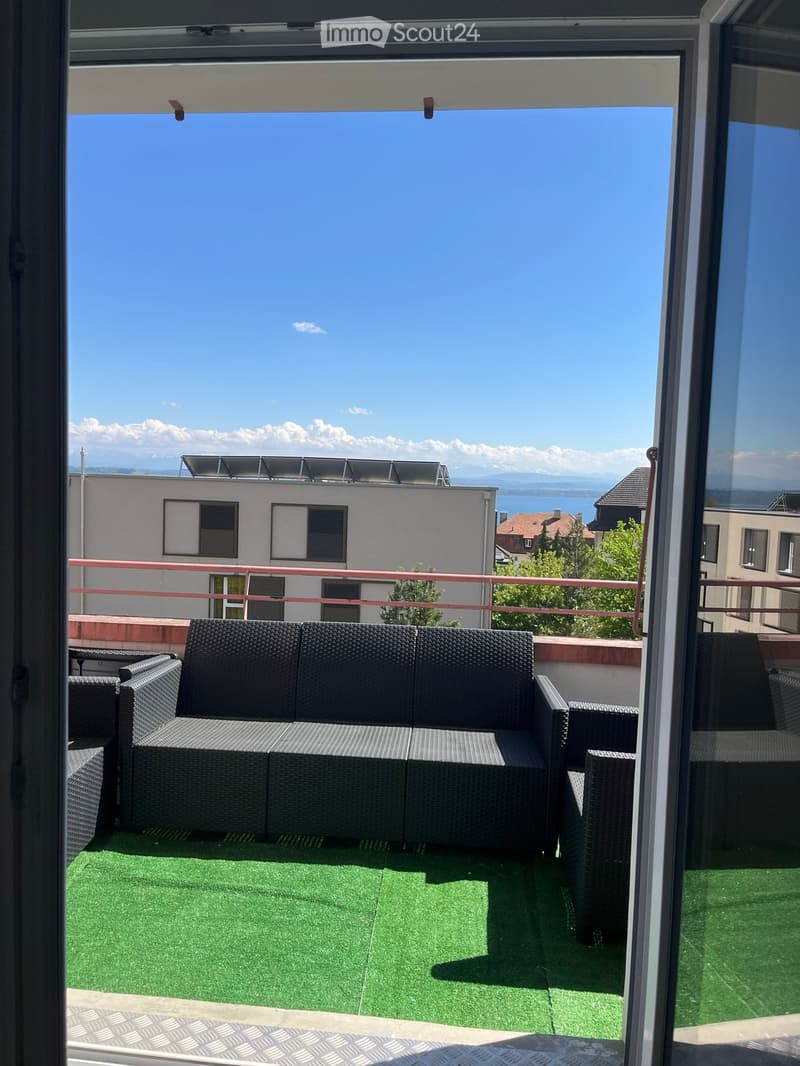 Peseux, Sehr schönes 2-Zimmer-Apartment mit Balkon (1)