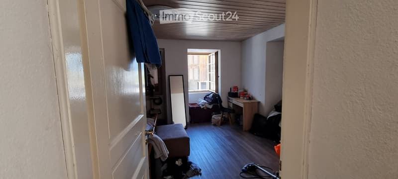Wunderschönes 3.5-Zimmer-Apartment renoviert in 1893 Muraz (2)