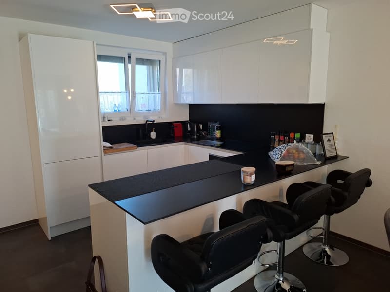 Reihenhaus-Villa 4,5 Zi in Monthey (4)
