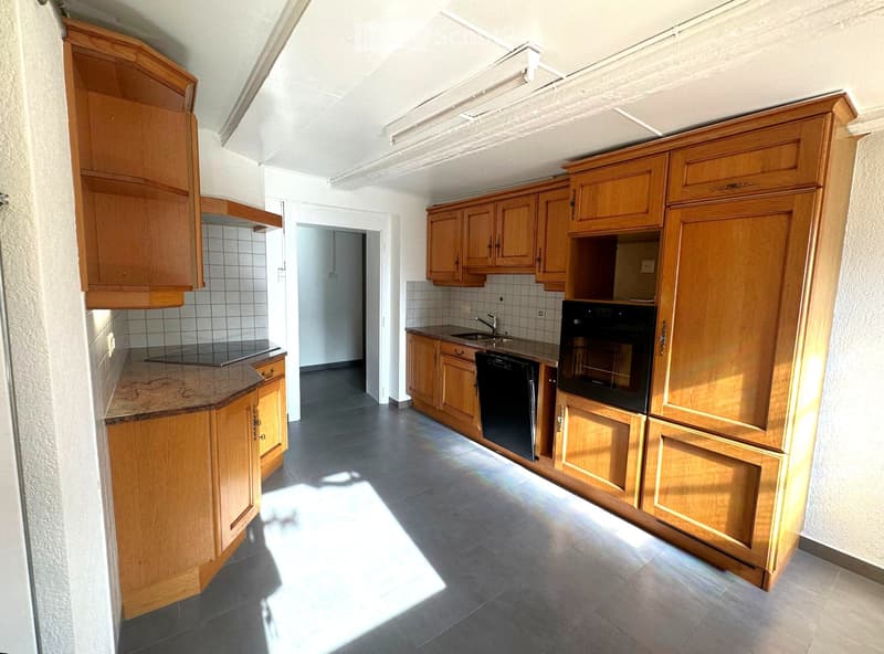 Couvet House with 4 apartments and rental income (12)