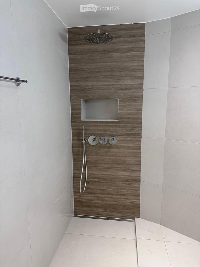 Schönes Apartment mit 3.5 Zimmern und 97 m² in Veytaux (3)