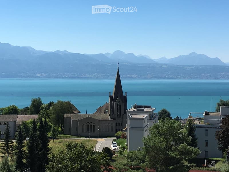 Appartement de 5.5 pièces,150 m² avec vue lac et montagnes (1)
