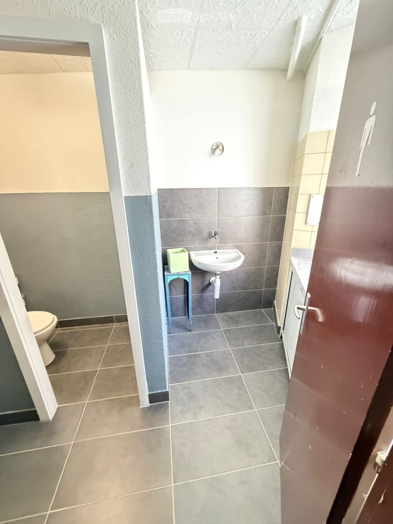 Appartamento ristrutturato di 2,5 locali nel cuore di La Neuveville (4)