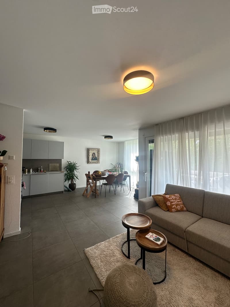 DRINGEND: Wohnung - Achtung, Herzensbrecher! (4)