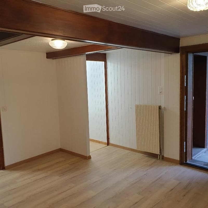 Appartamento in un chalet con giardino privato (1)