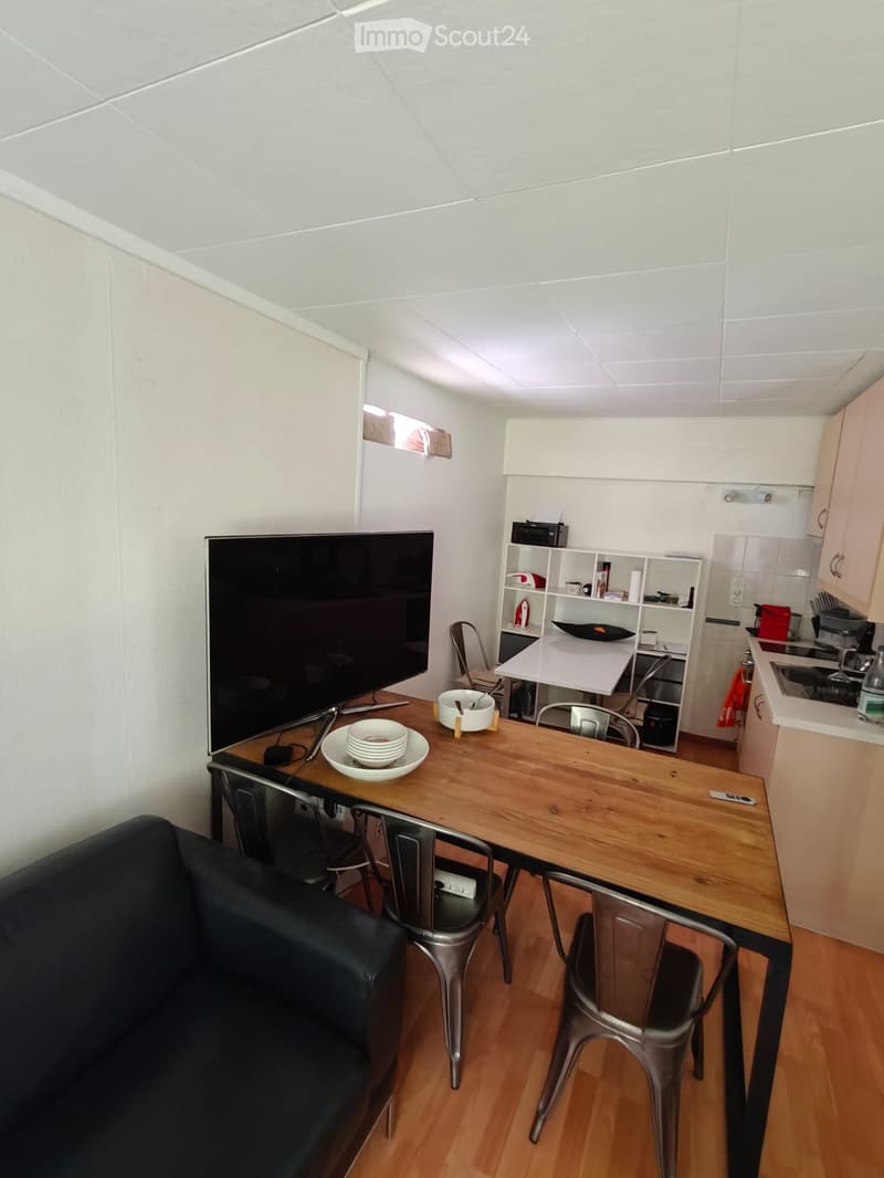 Studio in villa (2)