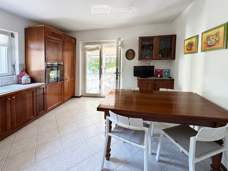 RANCATE-MENDRISIO: SPLENDID DETACHED HOUSE (4)