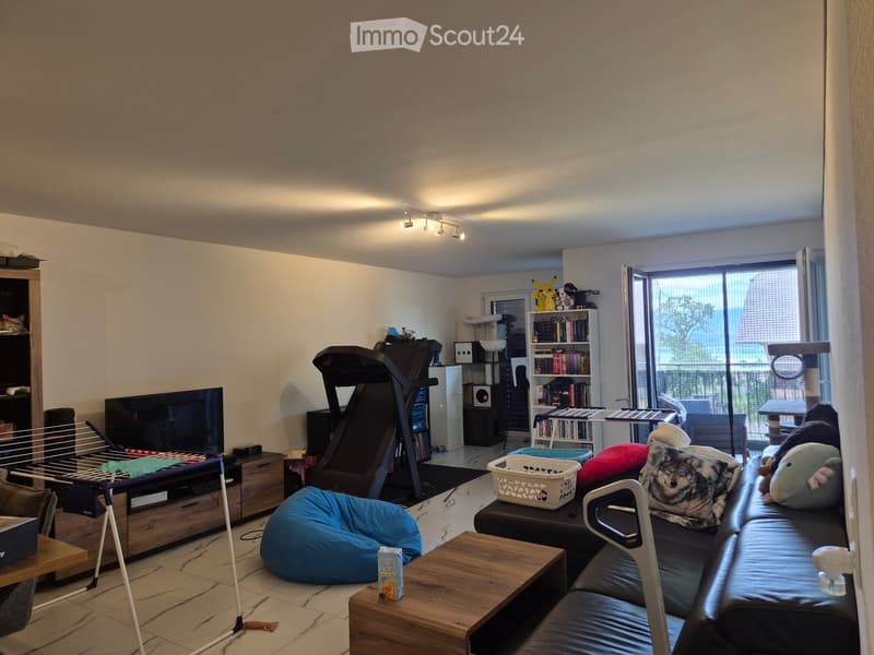 3,5 Zimmer 107m² Russy (1)