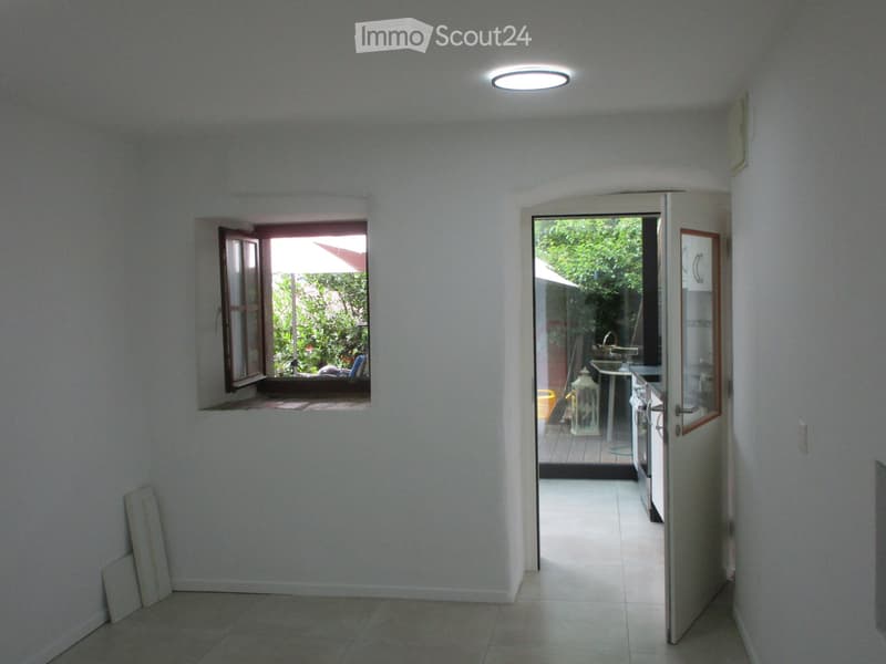 Epesses monolocale cucina veranda terrazza (3)