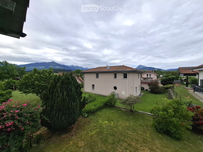 IN AFFITTO - Appartamento spazioso a RIAZ (4)