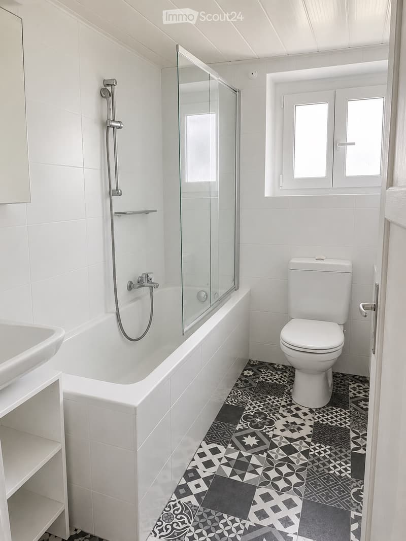 Zu vermieten: Schönes 4,5-Zimmer-Apartment in Billens - sehr attraktiver Mietpreis! (5)