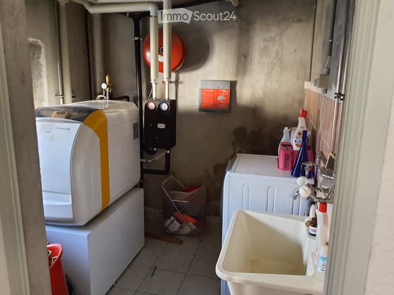 Maisonnette dans le noyau très ensoleillée (12)