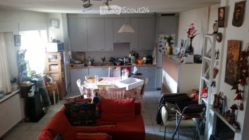 Maisonnette dans le noyau très ensoleillée (6)