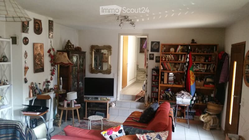 Maisonnette dans le noyau très ensoleillée (4)