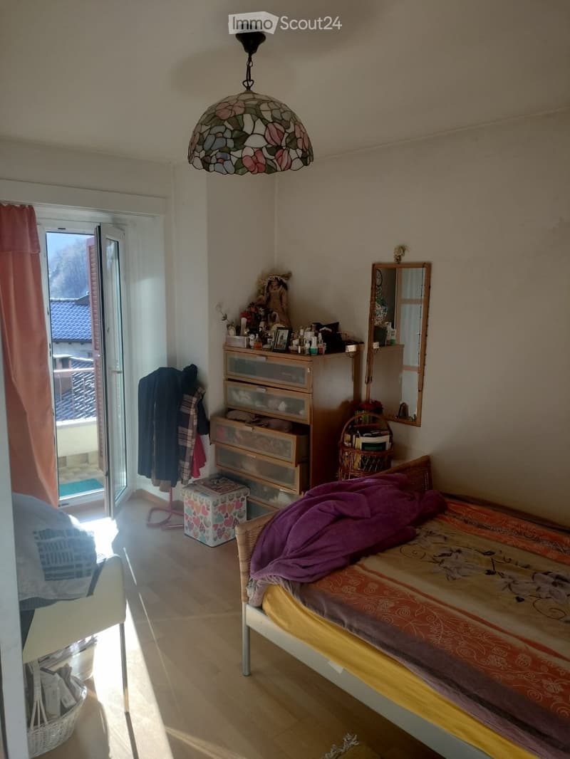 Maisonnette dans le noyau très ensoleillée (9)