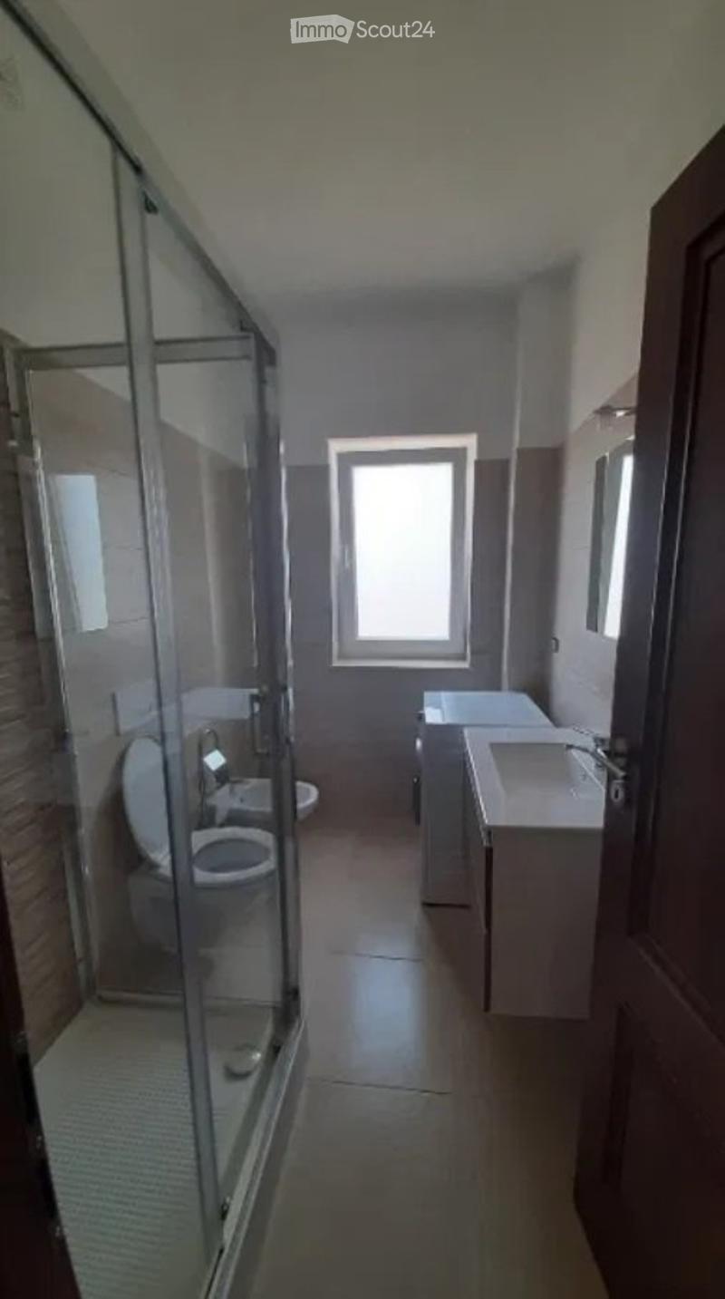 Furnished 2-room apartment 65m with balcony (4)