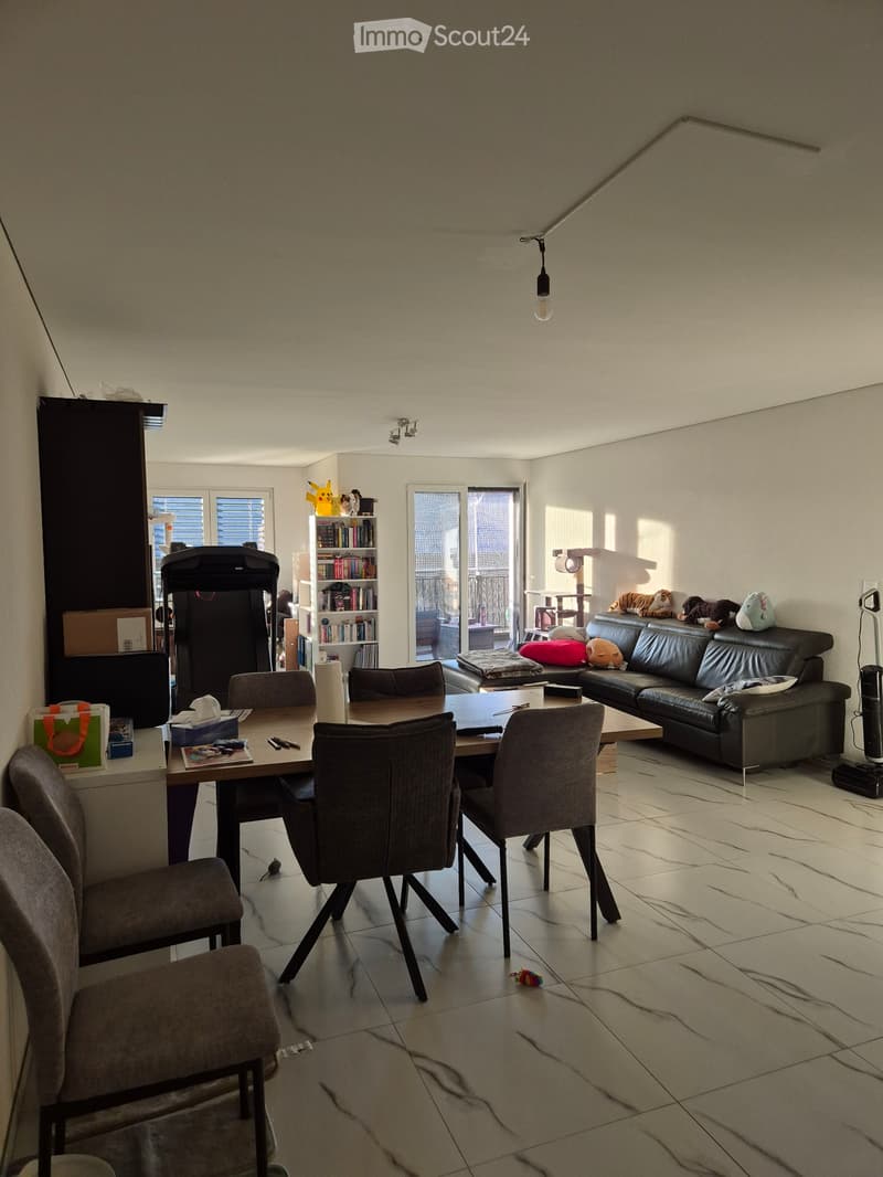 Wohnung 3,5 Zimmer Russy (1)