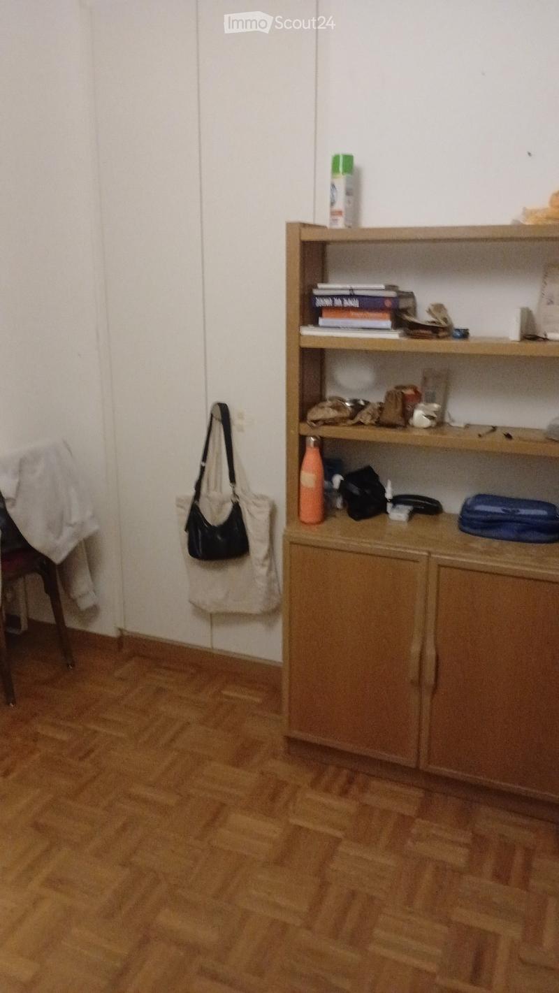 Camera in affitto in appartamento (2)