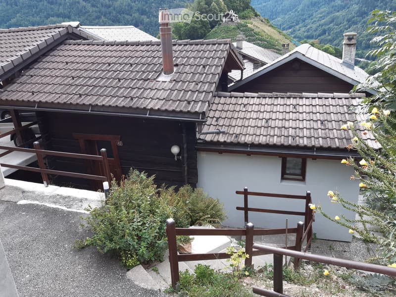 Piccolo chalet ristrutturato e arredato in affitto (1)