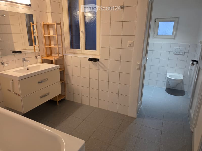 Appartamento di quattro locali con balcone a La Neuveville (5)