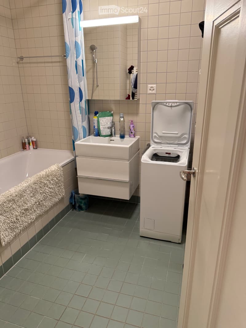 Schönes Zimmer zur Miete (4)