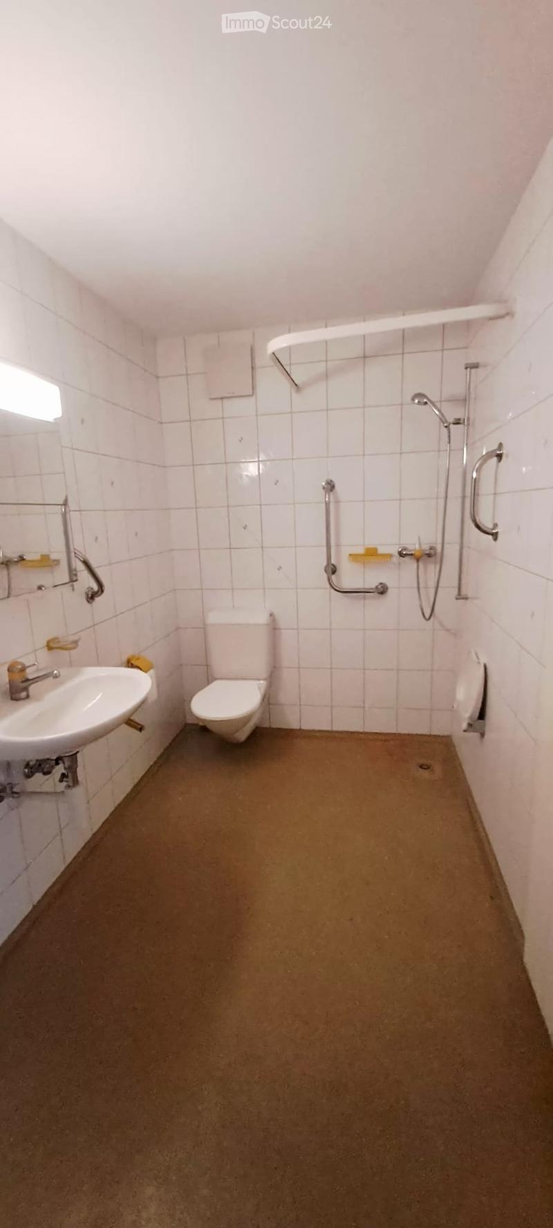 Zweieinhalb-Zimmer-Wohnung in BUIX (2)