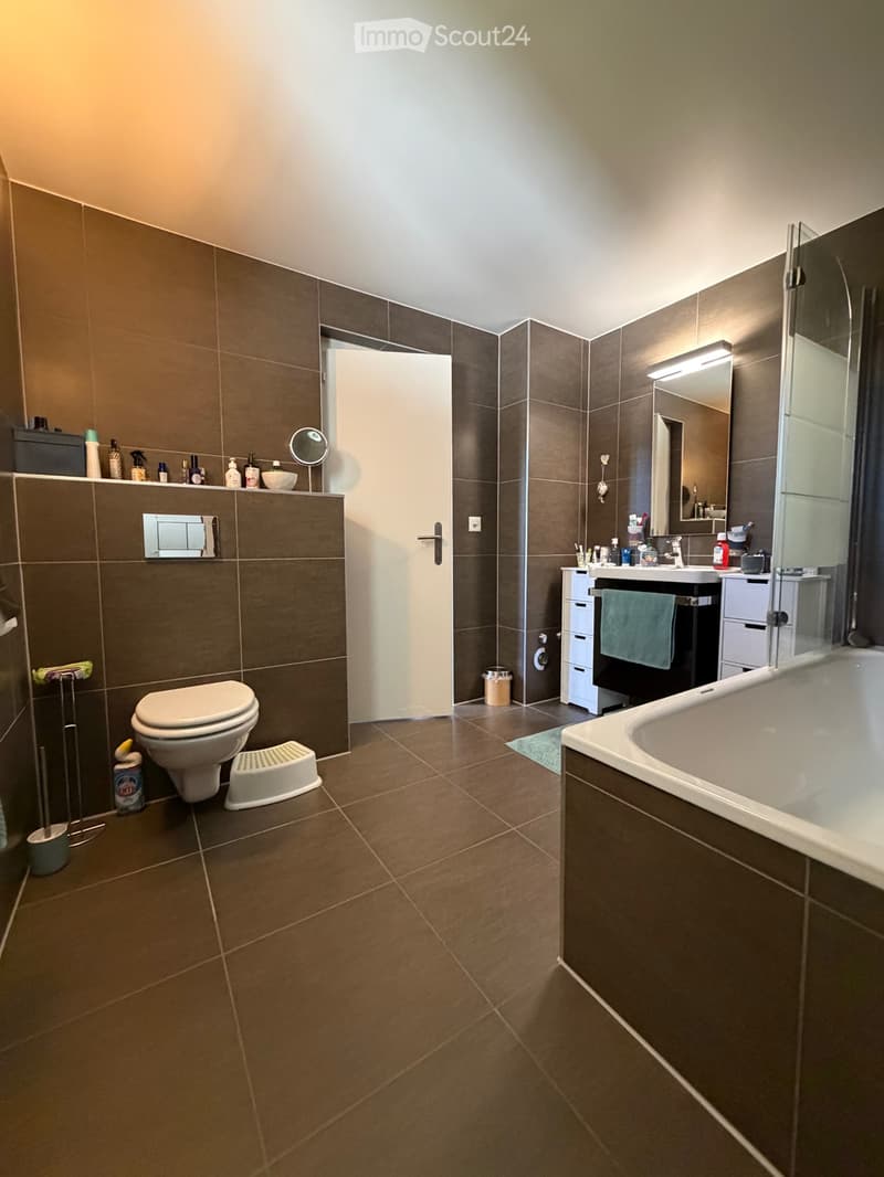 Grande appartamento di 2,5 locali di 85m2 in affitto a Mont-sur-Lausanne (5)