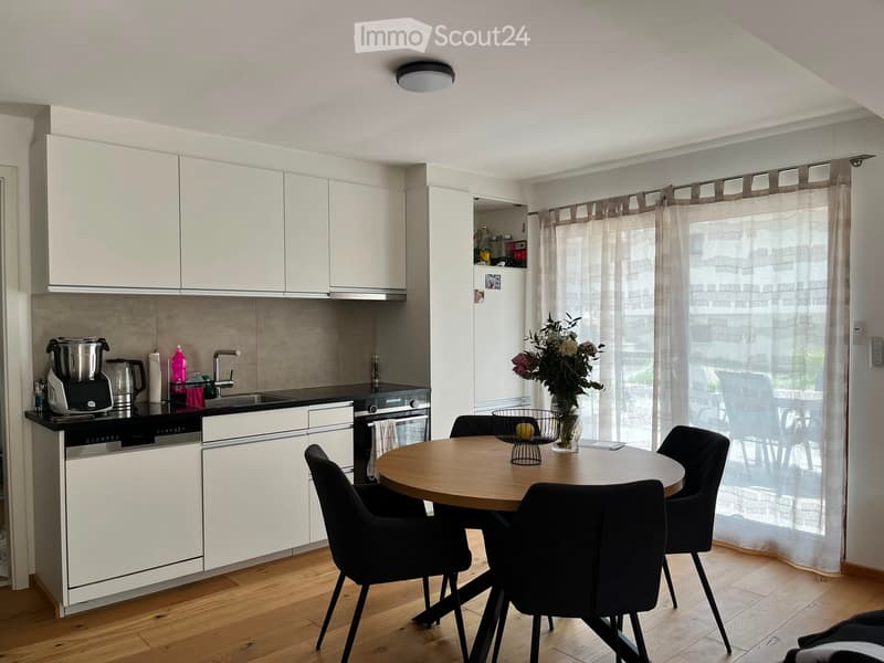 Wohnung mit 2,5 Zimmern und Terrasse (2)