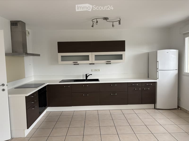 Appartamento Etrembières 3 locali 63m2 con balcone (2)